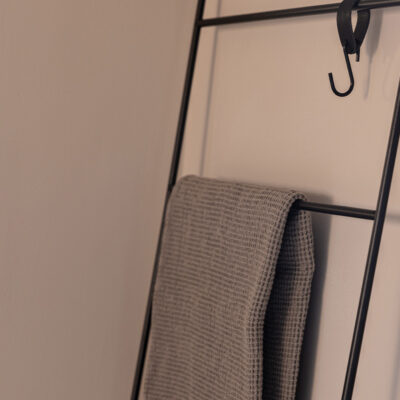 Metallbude Estina Håndklædestige Sort